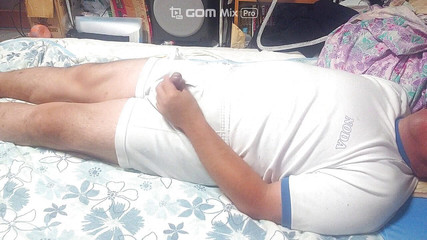 Shinpuuero: Fat Japanese college gym clothes wearing masturbation day