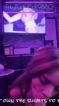 Nadia Memberikan Ketua Di Pejabat Semasa Saya Menonton Video Kami