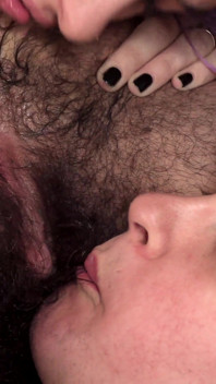 4K Hairy Lesbian Pussy Licking Orgy