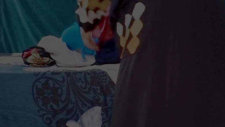 Ahmed and Samah: Io e il mio figliastro in assenza del suo patrigno