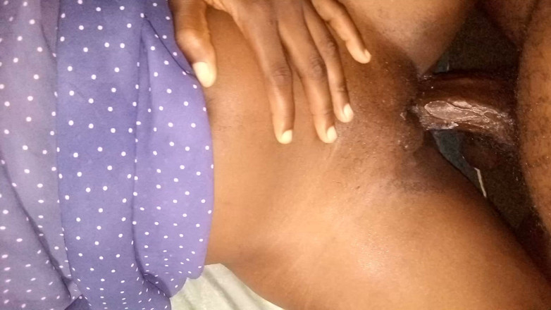 Londiq girls: Huge 10inc Black Cock Stretches Tight Creamy Pussy