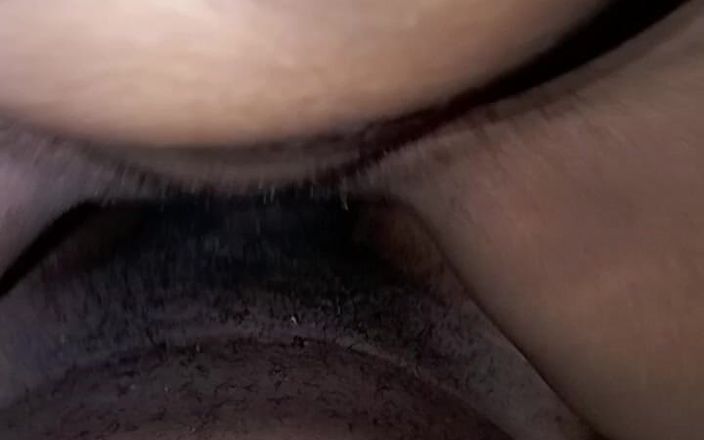 Babygood: अफ्रीका धोखेबाज पत्नी पीछे से बड़े काले की सवारी करती है