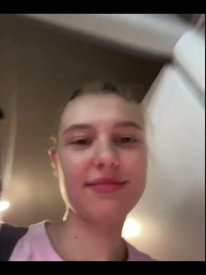 JuiceLussie: 第一次在公共场合潮吹