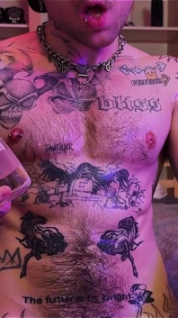 Tattooed Ftm Xxxskips Covers Himself in Oil, Rubs His Bare Feet, Plays with His Trans Pussy Until He Cums