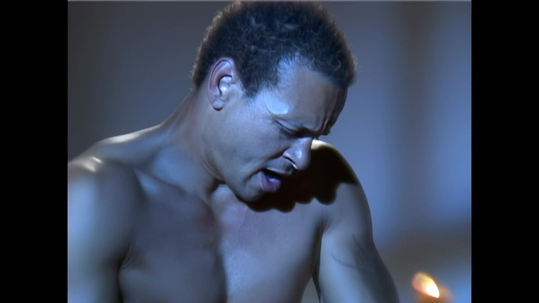 Bewitched!: Un'intensa Doppia Penetrazione per Una Giovane E Bellissima Allura Bond