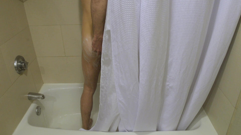Cam Crest: Steamy Shower with Dirty Talk