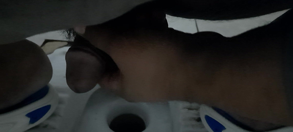 MrmkPower: Küçük yarakla elle muamele