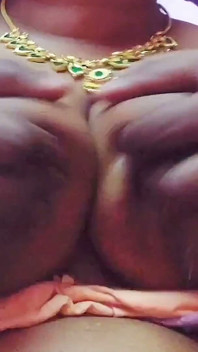 Pertama Kali Kejutan Seks dengan Bhabhi