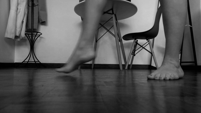 Kinky Lyrical: 脚和音乐