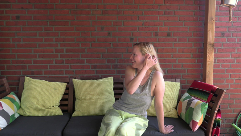 Blondehexe: ¿Embarazada? ¡Simplemente se mete a chorros!