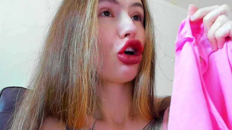 Rarible Diamond: Mengendus celana dalamnya