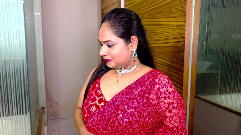 harry1: Tukang jahit India datang ke rumah untuk jahitan blus dan...