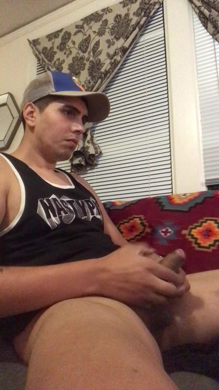 Andy snickerz: Solo Sexy Gay Twink v Black Tank Cumshot