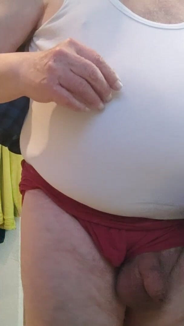 Karlchengeil: Kullanılmış külot astarını çiğnedim!