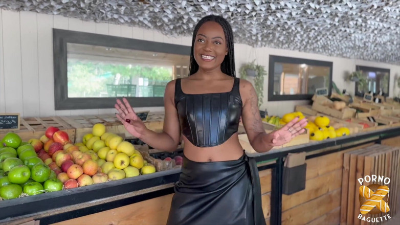 Porno Baguette: Horny, Beautiful Ebony, Gets Banged Really Hard