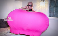 TheBustySasha: Biggest breast expansion while eating chips!