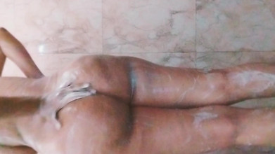 Riyathakur: Seks rahsia Cikgu India