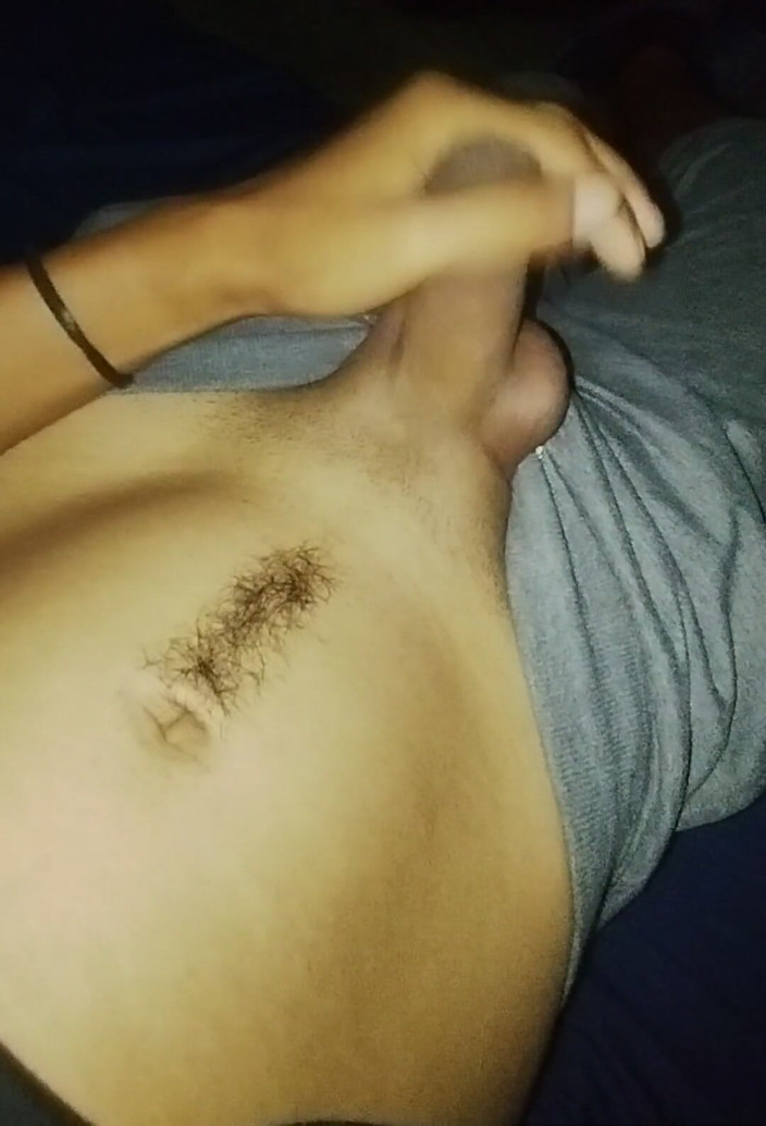 AlexAlejandro13: 피곤한 하루에서 깨어나기