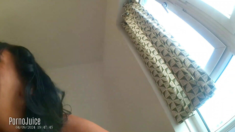 Cheeky UK girls: Il debutto in studio del film per adulti di angel...