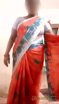 Indiancă desi tamilă mare și frumoasă Soție Latha Nud Body Show țâțe mari cur pizdă păroasă sari tachinare