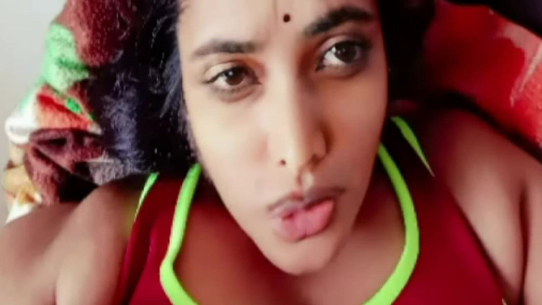 Your Arya: Kawan awek desi berisiko berkongkek di dalam kereta. Dihisap dikongkek...