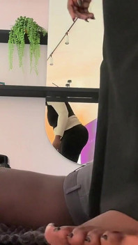 펨돔 발 페티쉬 지배