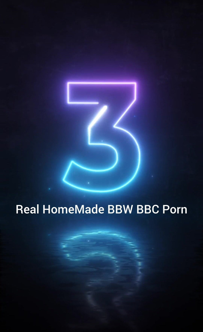 Big black cock BBCee: Zich aftrekken en in mijn grote zwarte lul knijpen