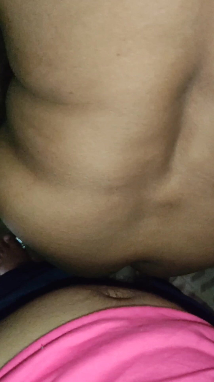 Auntysex711: トイレで義理の妹とセックスした。デジ・ドギースタイル