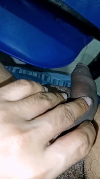 Desnuda Viendo Una Película
