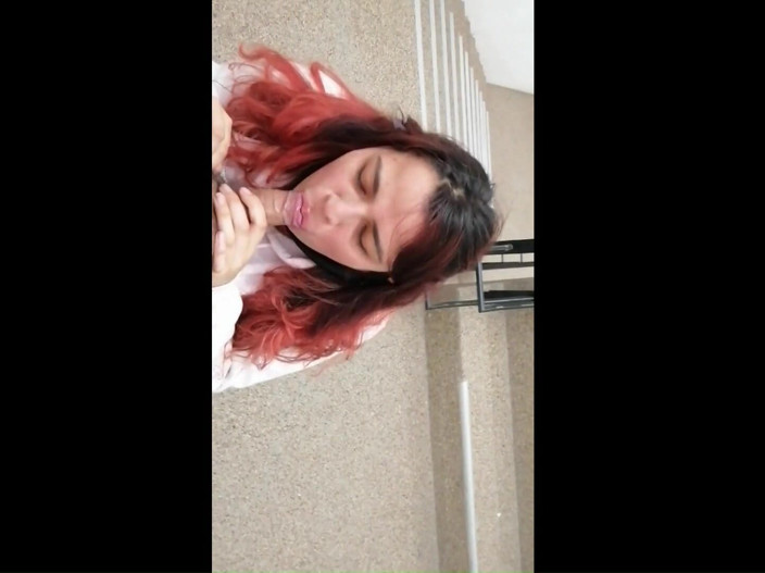 Ruxxxo18: Universitaria Latina Colombiana Saca Me La Leche ที่มหาวิทยาลัยของเธอ เจ้าหน้าที่รักษาความปลอดภัยเกือบจับเราได้
