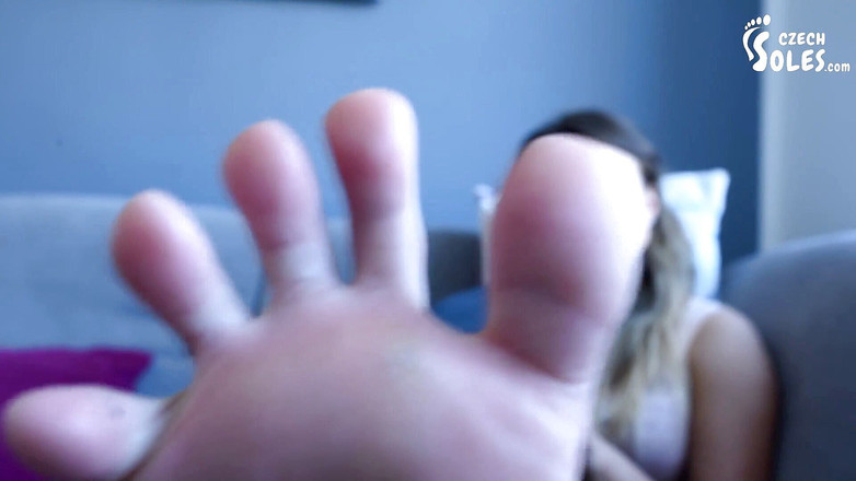 Czech Soles - foot fetish content: Hukuman kaki yang ganas untuk suaminya - pov
