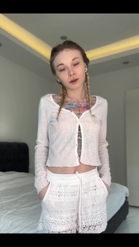 How Do You Like My Beach Outfit? Rate It From 1 to 10
