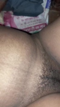 Đây là video mười hai của tôi đã hoàn thành, trong đó con trai riêng không thương tiếc đụ cái mông và âm hộ mập mạp của mẹ kế