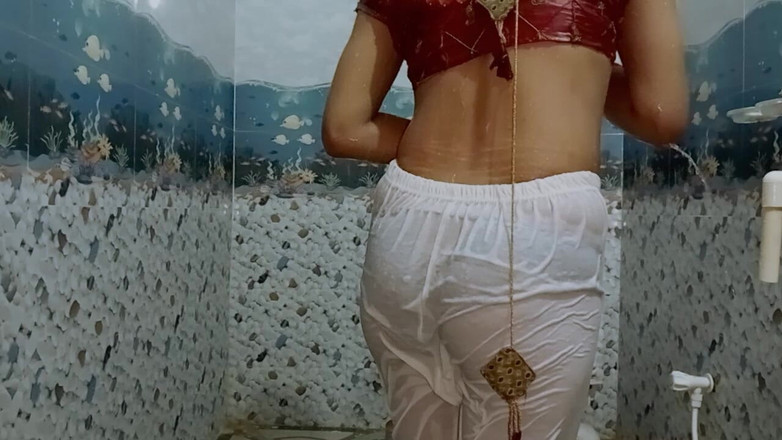 Ankurpriya000: India madrastra bañándose en Legis blanca abierta me hacen sentir...