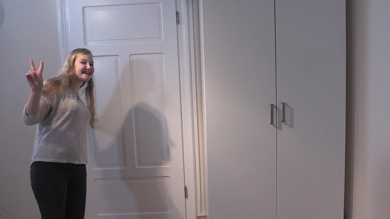 Casting66: Julia Scandal Friend of My Stepsister