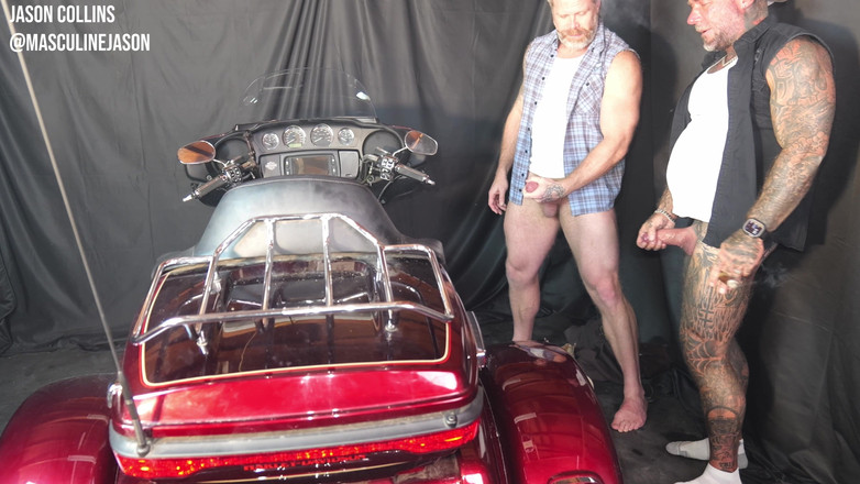 MasculineJason - Jason Collins: Motocykl a doutník šukají s CainEm Markem