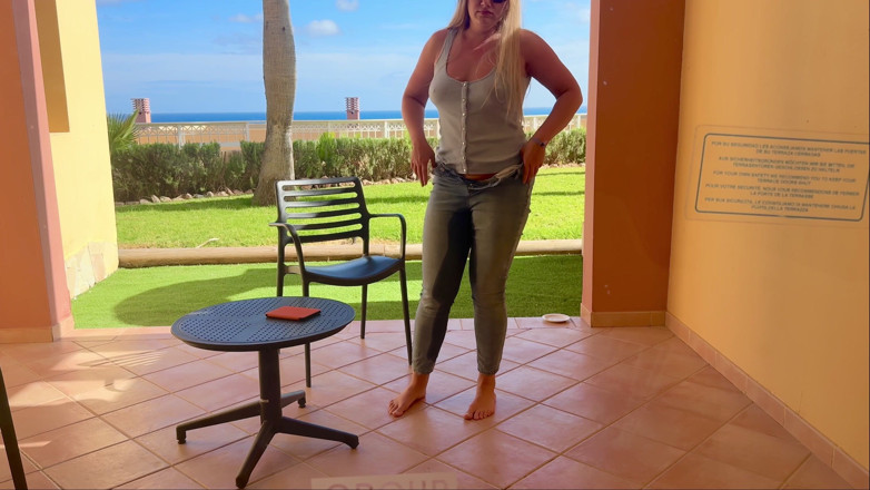Emma Voyeur: Locked on the Balcony - Desperate Piss in My Jeans