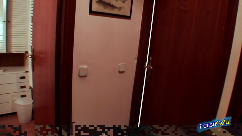 Teens Like it Hard: Castingový agent a jeho děvka teen reportéřka jsou nadrženi a šukají...