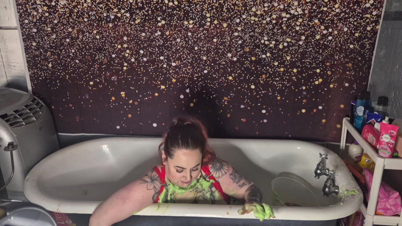 Bambi_beauty1: Krem ve gunge eğlencesi!