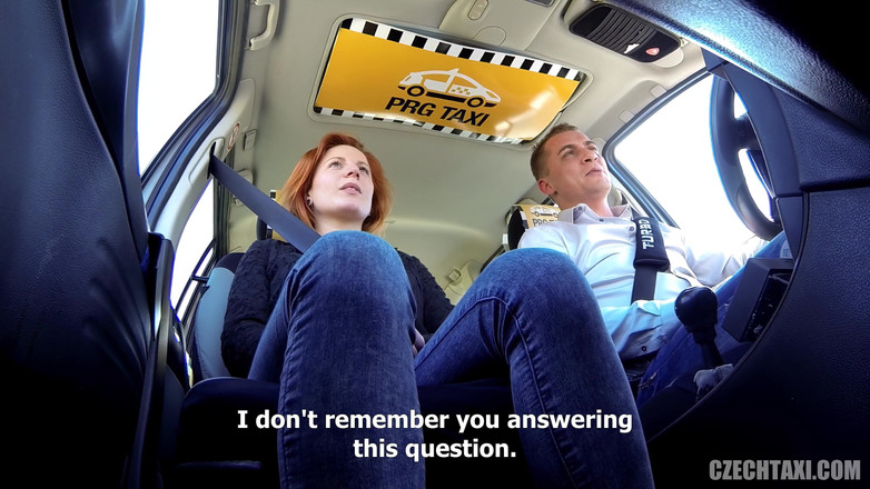 Czech Taxi: 세 번 시오후키하는 여학생