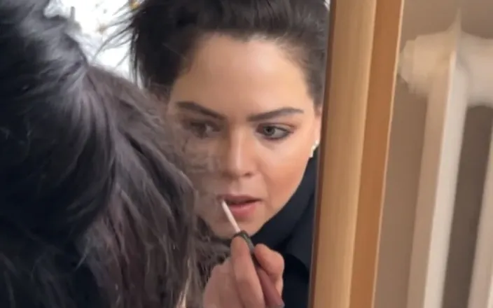 Shione Cooper: When I Make Makeup for Be More Nice on Shooting...