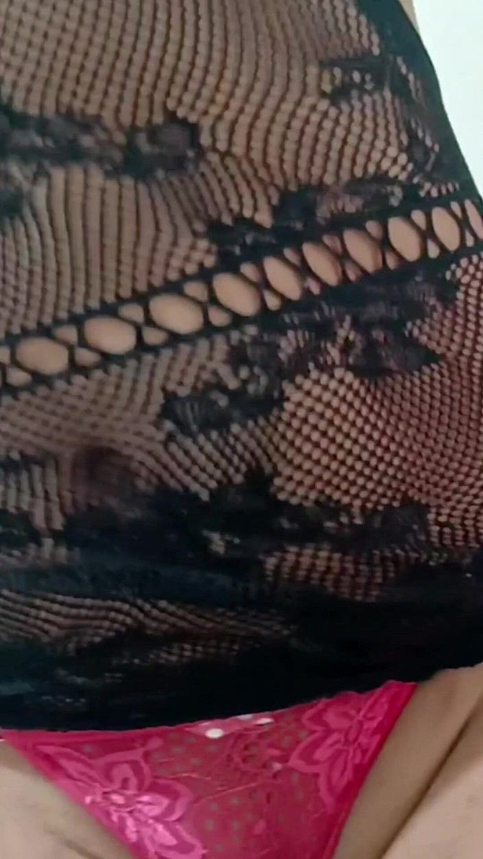 Thipansex: Sfeminizowana i potrzebująca – Clitty prosi o uwagę