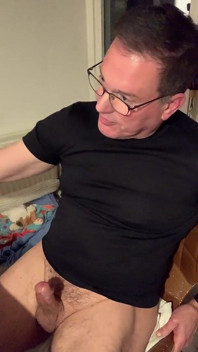 Honění - vyhonění před spaním u stolu. Pěkná Ogasm