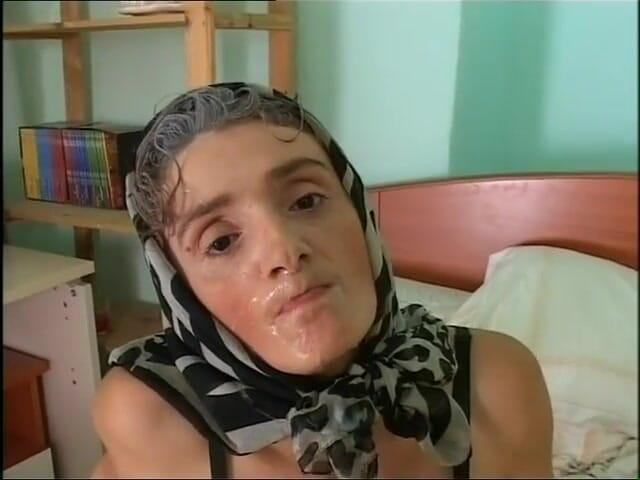 Old PIGS XXX: On był moim ojczymem tom 4 - (Pełny film porno)