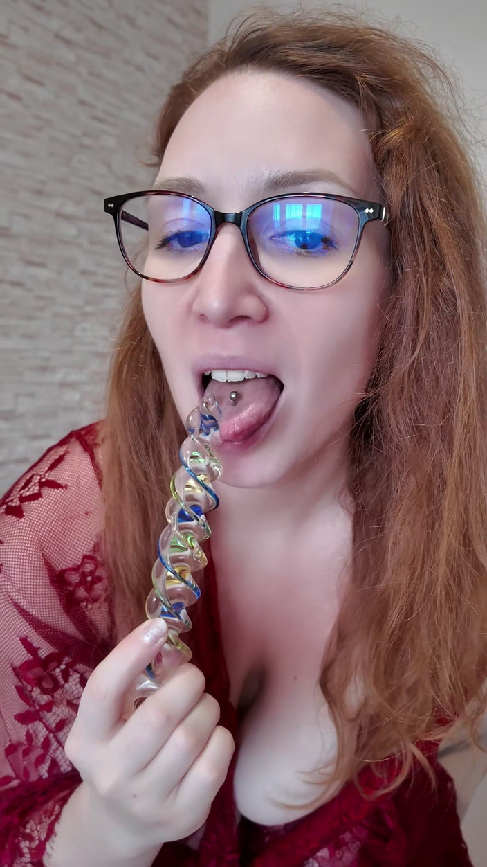 Redandreamoon: Provocarea Adventului 25.04.04 Jucărie nouă