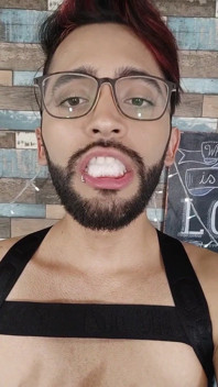 Jerking off after a horny camshow