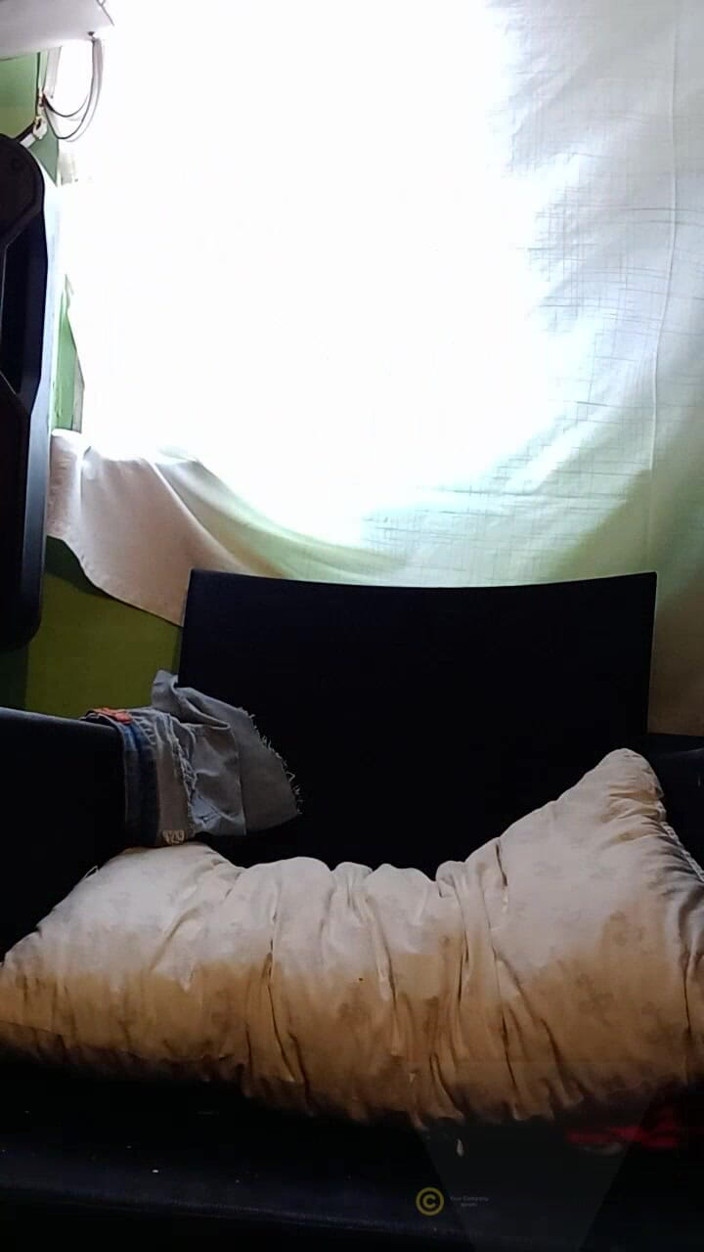 Lusi: 핫한 와이프