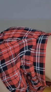 딜도에 거대한 스트랩을 묶은 섹시한 의붓여동생 펨돔 스트랩, 후장 섹스, 소리지름, CBT