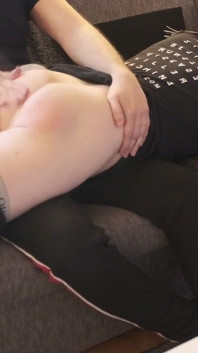 Amateur-junge bekommt sein erstes spanking
