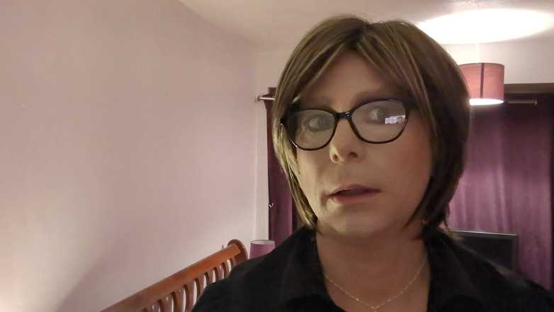 NikkiGee: Bas, culotte et talons